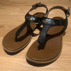 Michael Kors Plate Thong flat sandal black 7